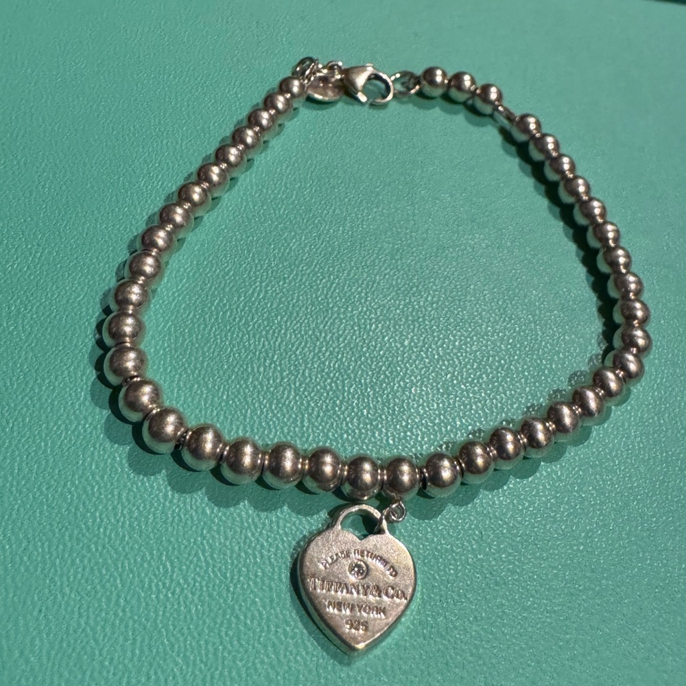 Tiffany & Co. Authentic Return to Tiffany Bracelet Silver